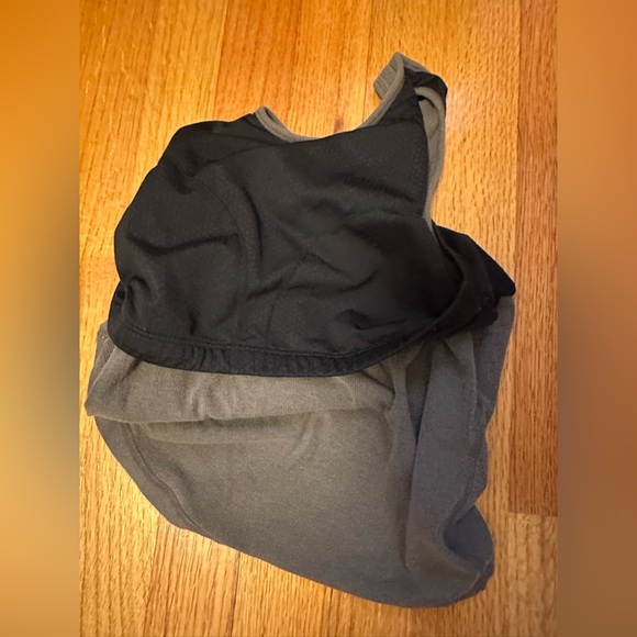 Vuori Pose Plyo Tank Women's Rib Tank unsure of size (a2 - Picture 9 of 9